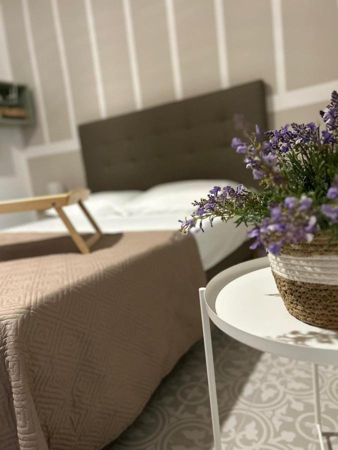 Casa La Cava Bed & Breakfast Taranto Exterior photo